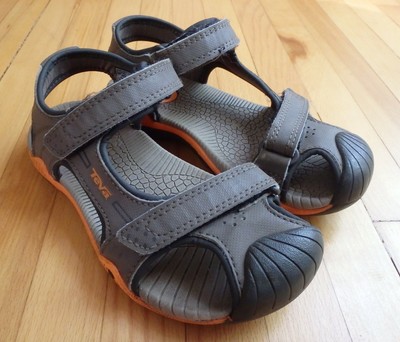 teva toachi 2 sandals