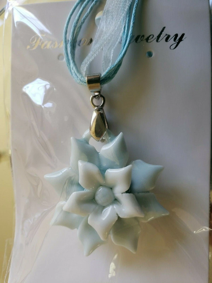 Lotus jewelry shop
