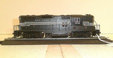 HO Scale LifeLike New York Central DCCS #5698 Diesel Locomotive KaDee Lot #451