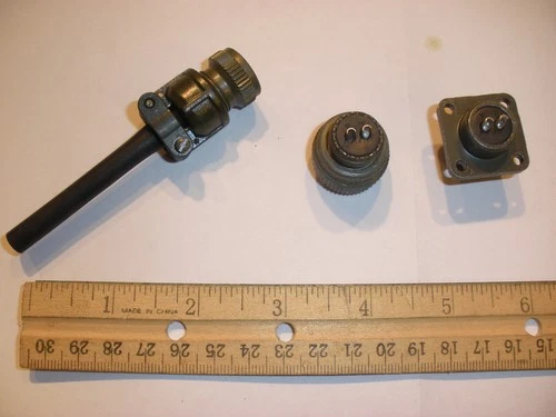 NEW - MS3106A 10SL-4S (SR) with Bushing and MS3102A 10SL-4P - 2 Pin Mating Pair