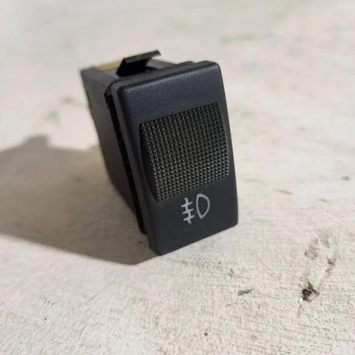 AUDI A4 8D2, B5 Nebelscheinwerferschalter 4D0941563A 1.90 Diesel 1998 31501418