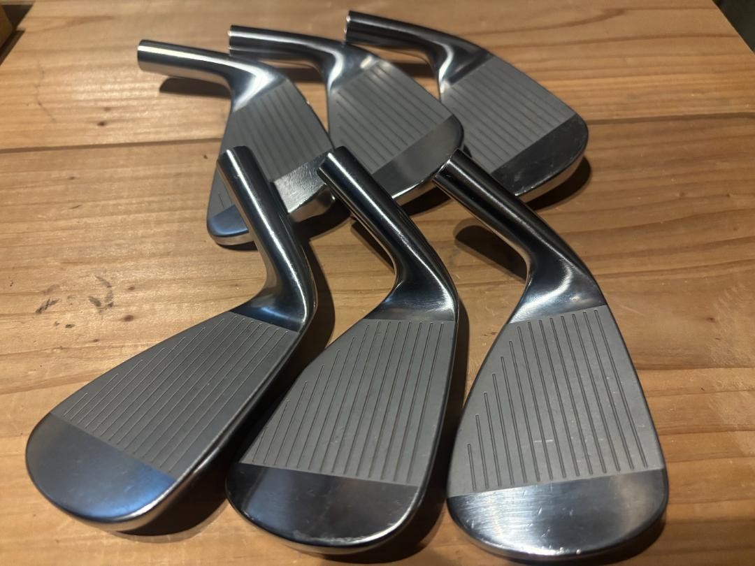 AKIRA PROTOTYPE KS-801 Iron Set 6 Pieces 5-PW Right Hand