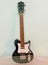 Electric Small Guitar (e-100)
