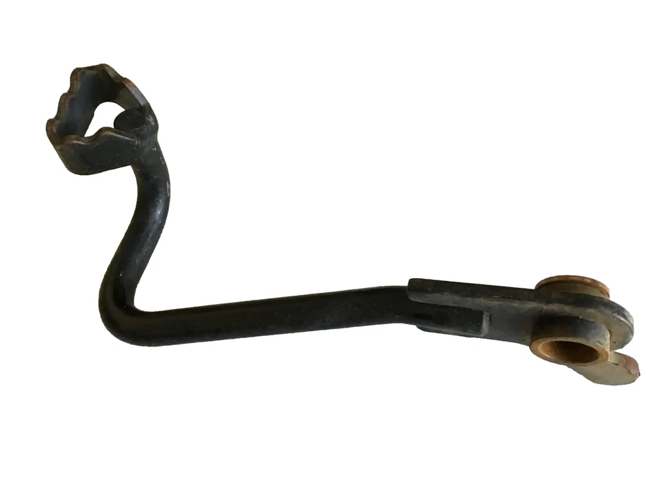 Pedal de freno trasero Polaris Magnum 325 2002 2x4 Foto 3 de 4