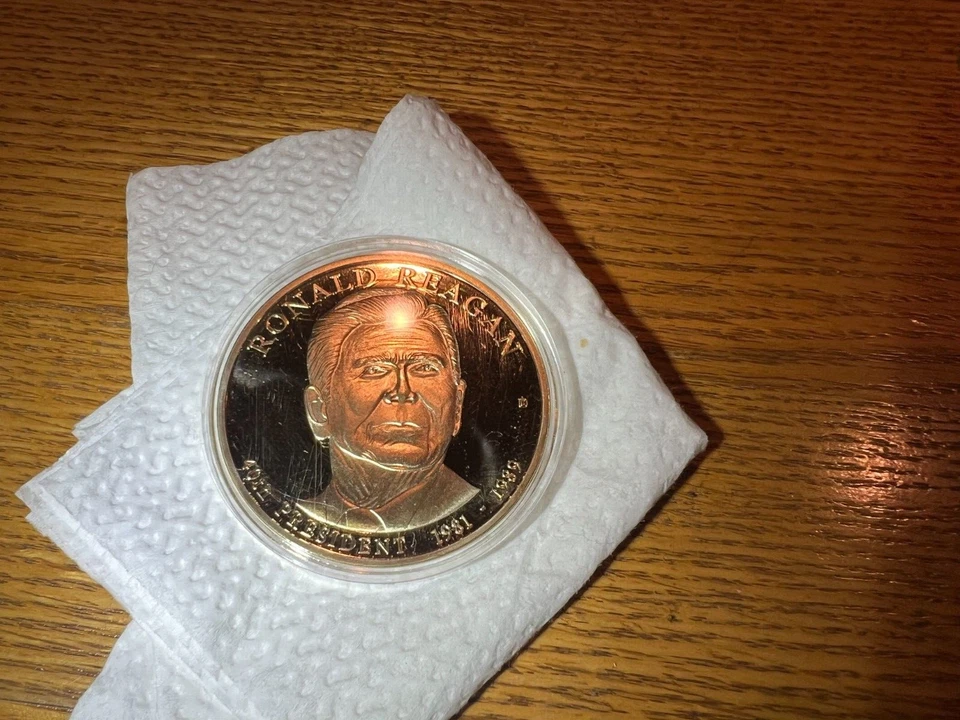 2009 Presidential RONALD REAGAN 24k gold-layered Trial Coin - Proof Quality - Image 4 of 4