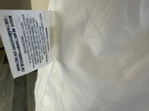 Women’s XL Nike Golf Aerolayer Full Zip Puffer Vest. Snow White. - Picture 15 of 17