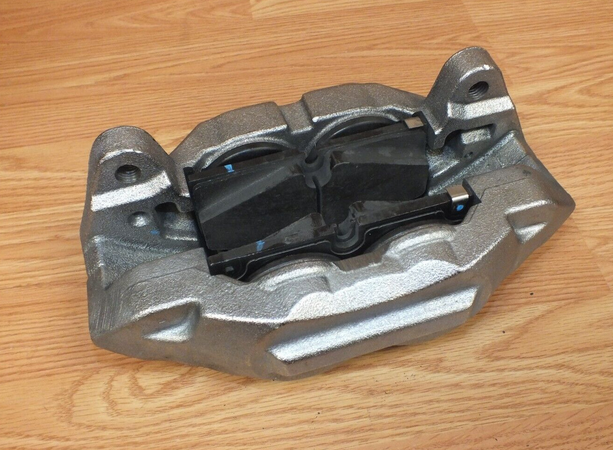 OEM GM Front Right RH Brake Assembly Caliper 85524102 For Cadillac  