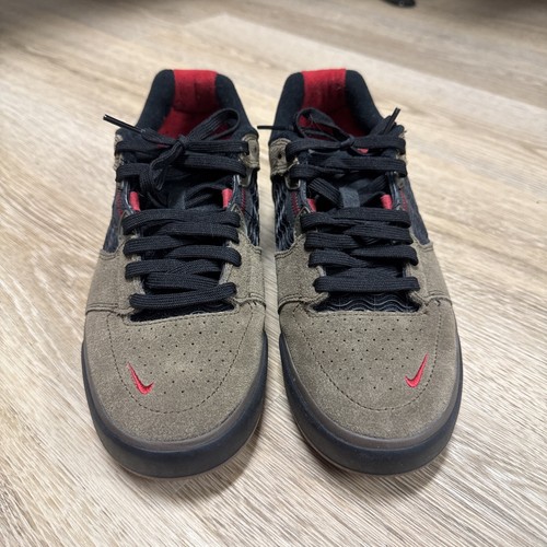 Size 7.5 - Nike Ishod Wair SB Light Olive - Picture 4 of 10