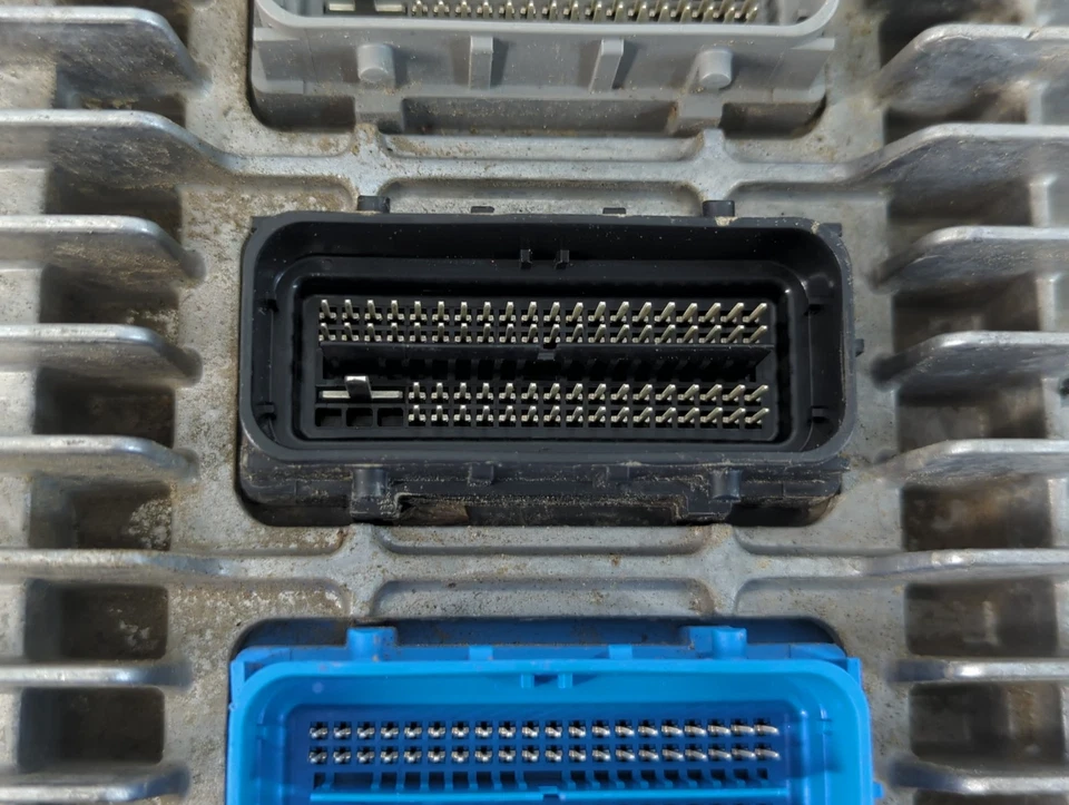 Computadora de control del motor Chevrolet Equinox 2012-2012 ecu pcm ecm pcu oem w237x Foto 4 de 4