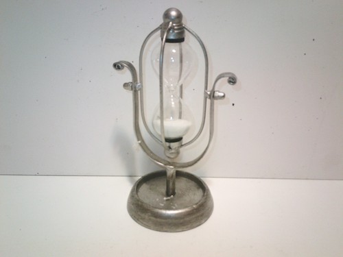 Clean Vintage 8" Metal Rotating Sand Timer FREE SHIP