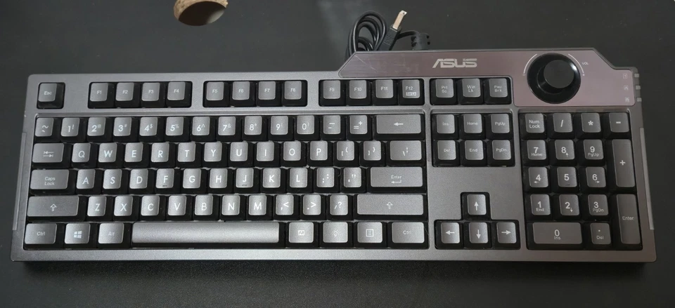 Asus G01 KB Backlit Gaming Keyboard Volume Knob Tilt Legs Tested Working Great - Image 2 of 4