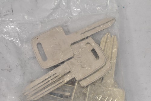 Ilco 1588 Freightliner chiavi vuote lotto sfuso nuovo made in USA camion lotto di 40 - Foto 3 di 6