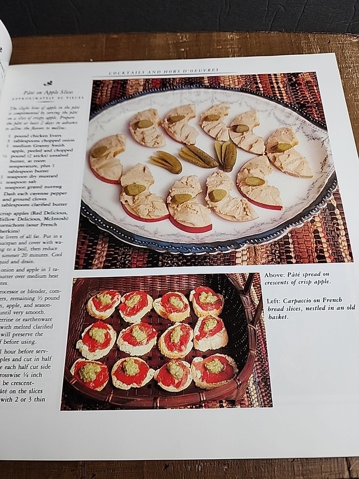 Entertaining by Martha Stewart 1998 Stewart HARDCOVER Cookbook | eBay