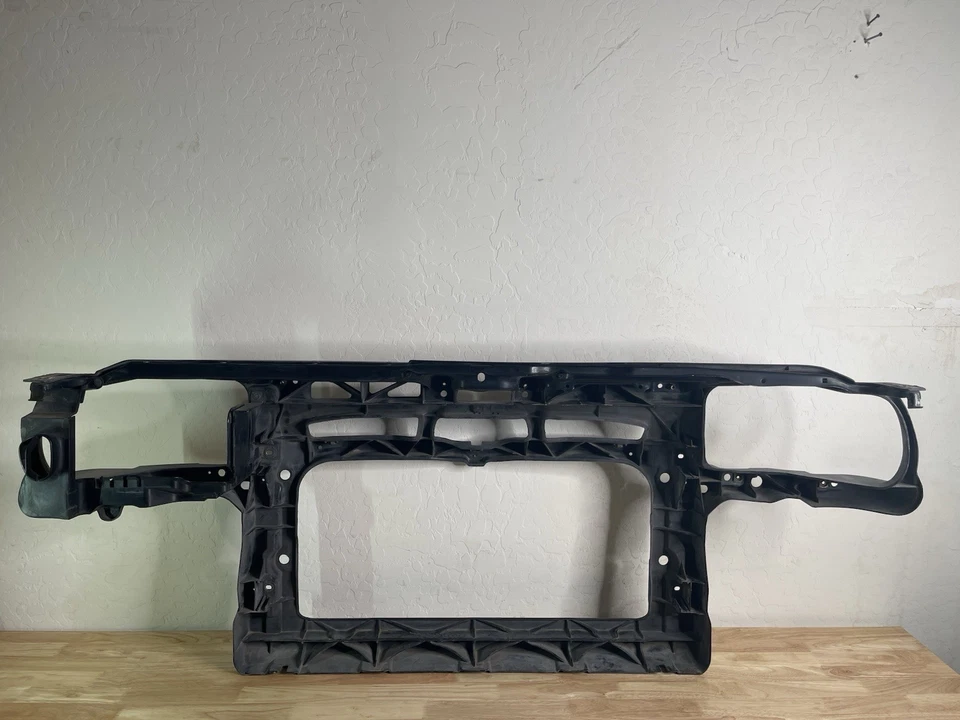 Panel central del radiador Volkswagen Jetta 1999-2005 OEM 1J0-805-594 Foto 2 de 2