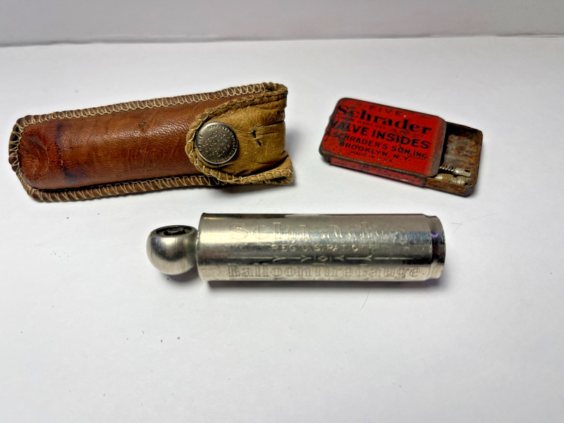 Antique Schrader's Balloon Tire Pressure Gauge + Valve Insides Tin with 2