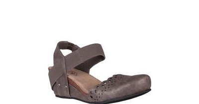 Hokus Pokus Wedge Sandals - Francheska in Pewter 10M