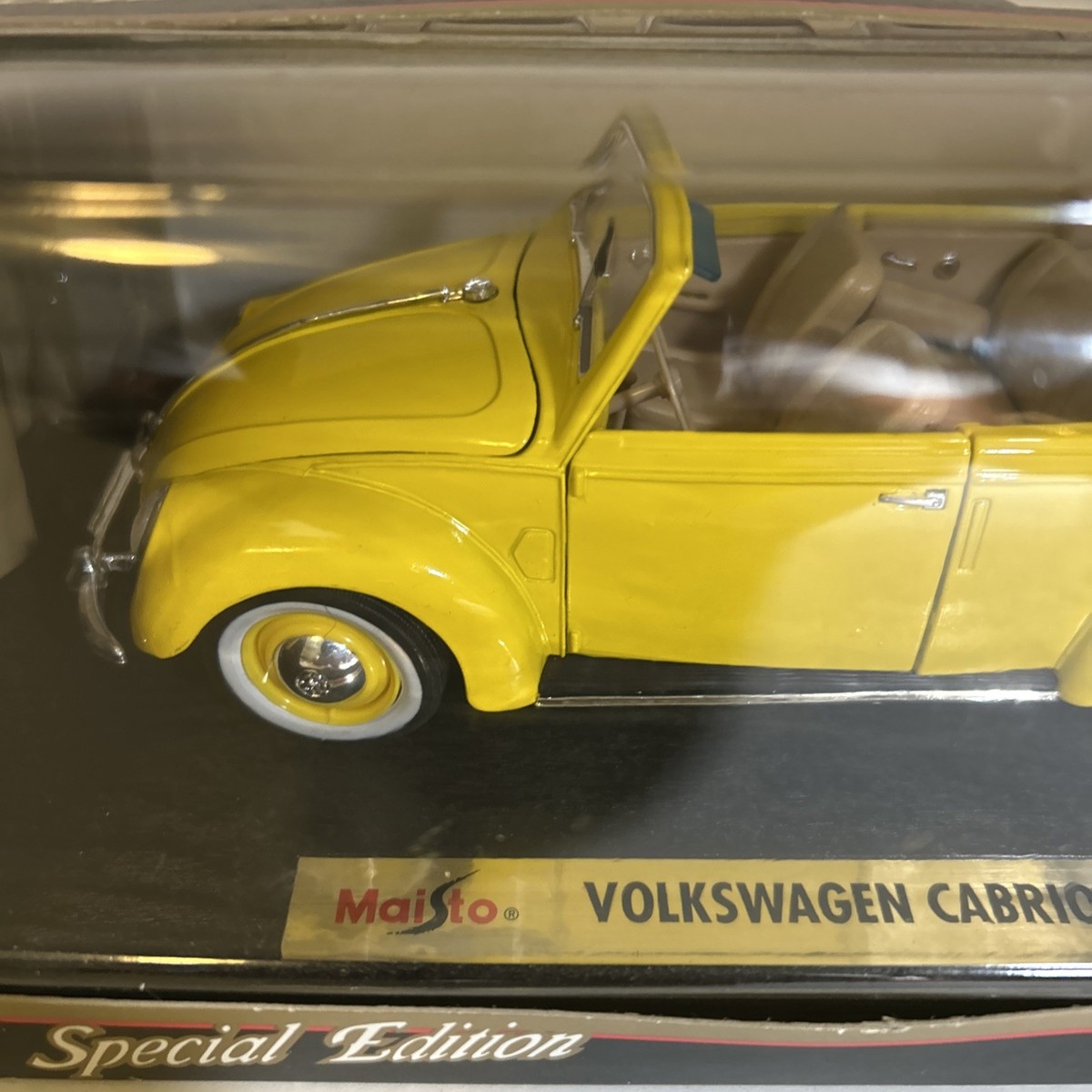 Maisto 1951 Volkswagen オープンカー 1:18 s-l1200.jpg