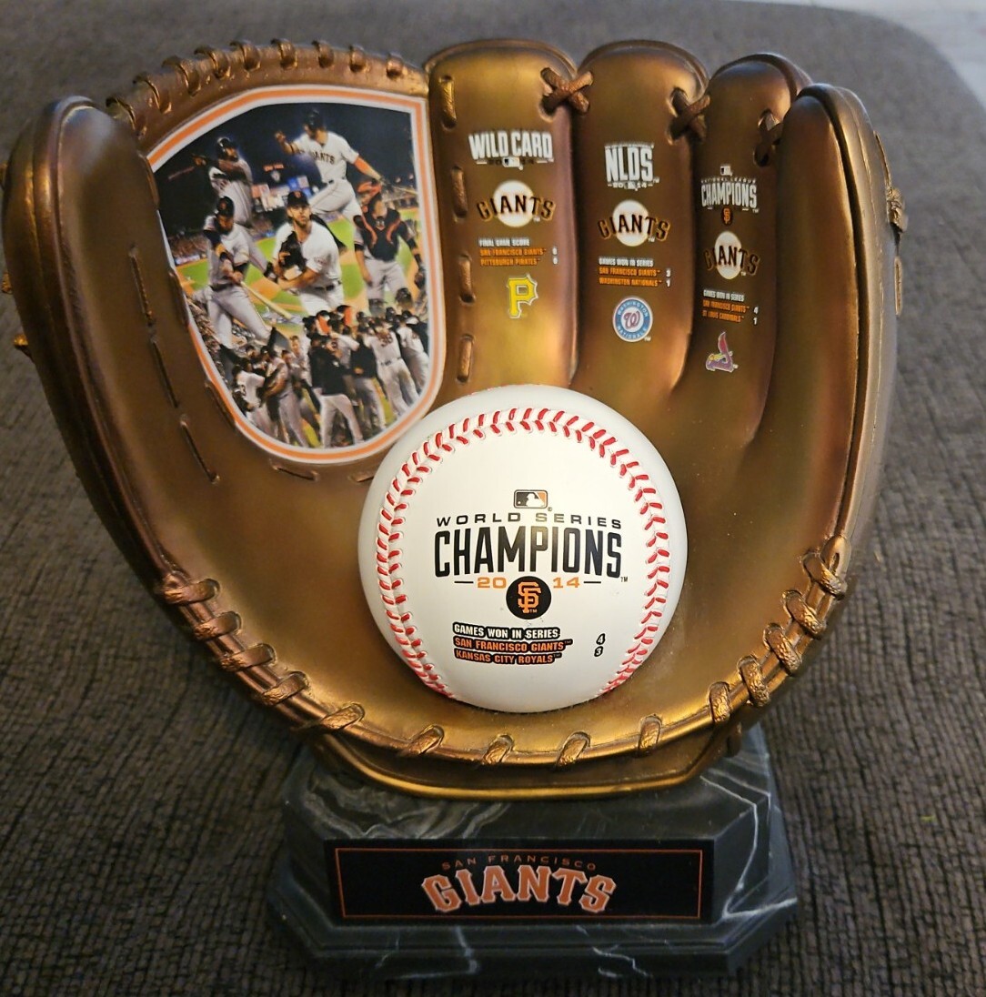値下げ非売品　大リーグWORLD champion2014  Globe 値下げ非売品 大リーグWORLD champion2014 Snow Globe