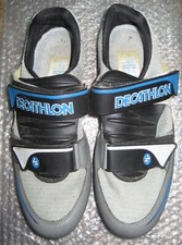 PAIRE DE CHAUSSURES CYCLISTES DECATHLON MODELE 600 RACING P41