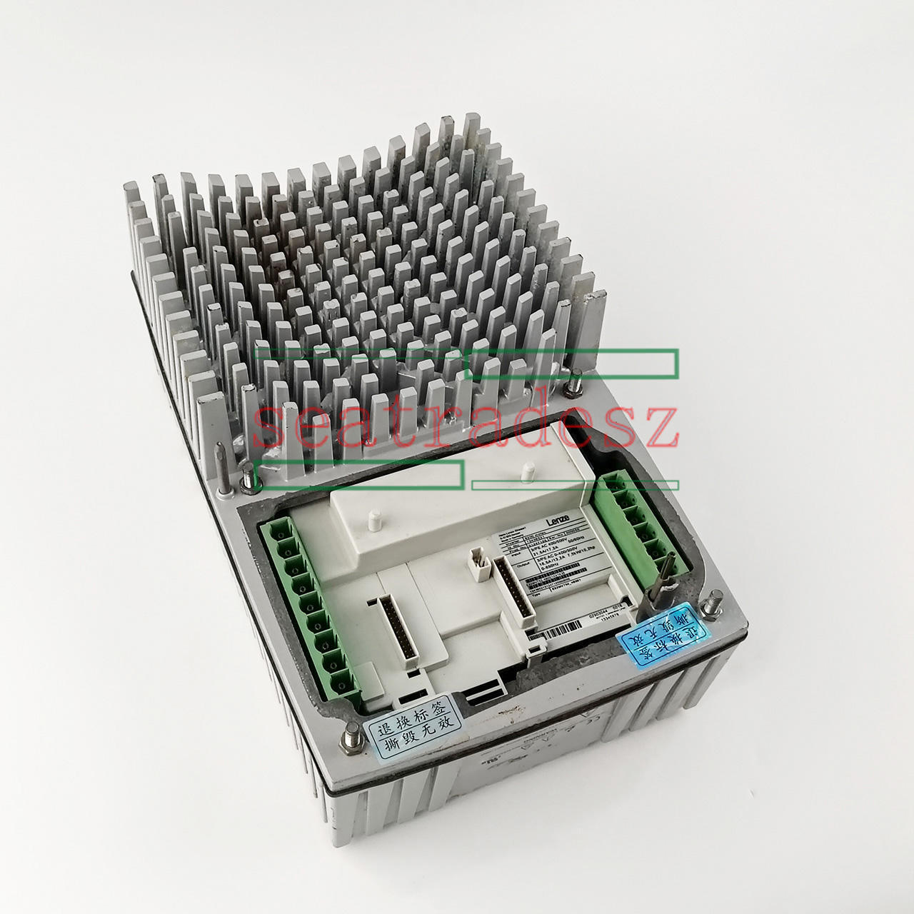 1Pcs Used Lenze E82MV752-4B001 E82MV752_4B001 frequency converter