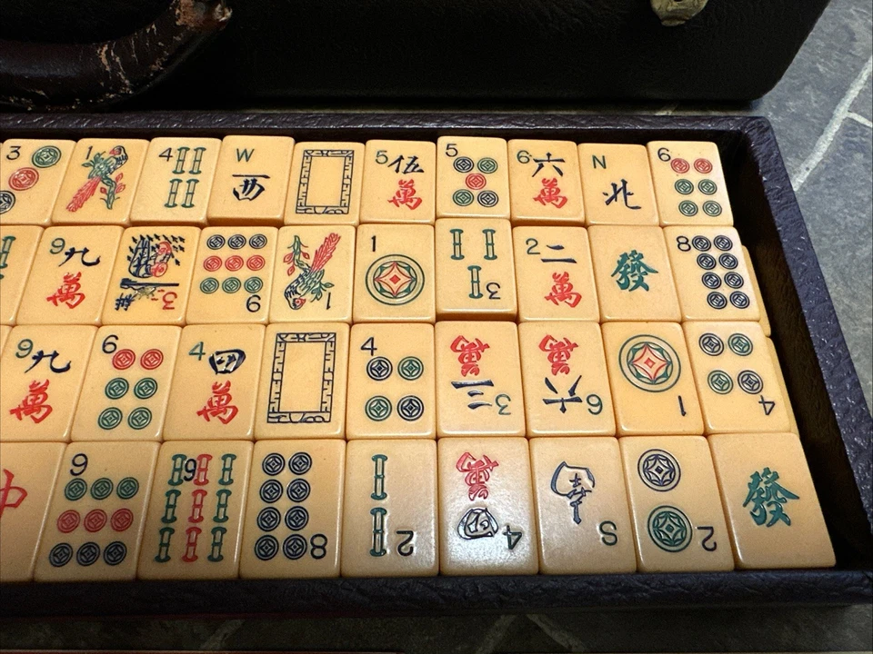 VTG WW2 Era 1940s MAH JONG MAJONG TILES SET Bakelite & Bakelite Stands Complete - Image 3 of 4
