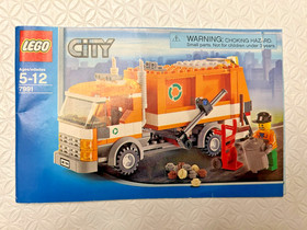 Lego City Garbage Truck 7991 - complete with box and instructions 