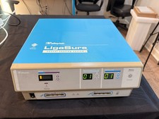 Valleylab LigaSure Electrosurgical Machine + Footpedal + Covidien Handpiece