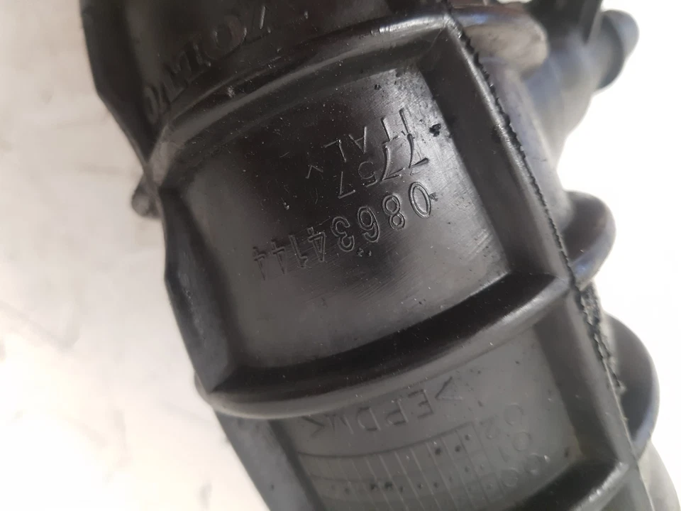 MANGUERA DE ADMISIÓN DE AIRE VOLVO S60 V70 S80 XC90 D5 2001-2005 30636854 12 MESES DE GARANTÍA Foto 4 de 4