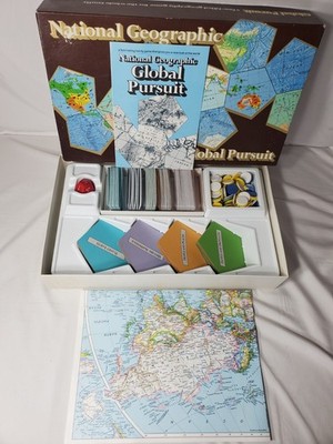 National Geographic Global Pursuit board game 100% complete Nice!