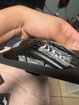 Finalmouse UltralightX Lion Medium Guardian ULX (Pre-owned) | eBay
