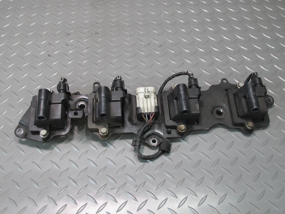 JUEGO DE ENCENDEDORES BOBINA DE ENCENDIDO LADO IZQUIERDO Y DERECHO MOTOR HUMMER H2 2003-2007 6,0 L Foto 3 de 4