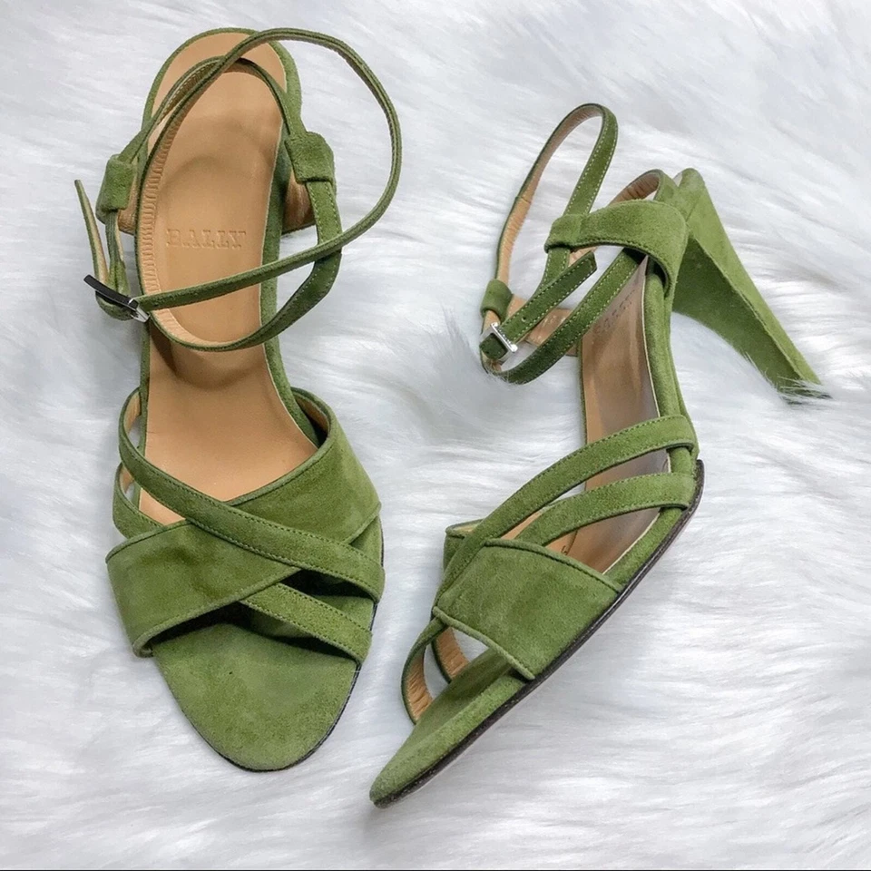 Sandalia Bally Shena Gamuza Cruzada Punta Abierta Correa Tobillo Verde Pera Talla 6 Foto 3 de 4