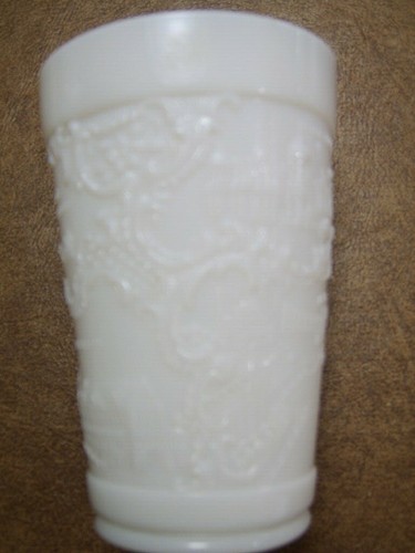 C. 1904 Antique White Milk Glass Ice Tea Glass - St. Louis World's Fair 1904 - Picture 10 of 12