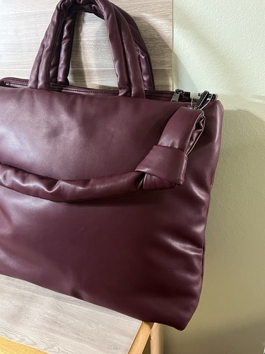 A NEW DAY Large Burgundy Puffer Tote Shoulder bag Handbag TARGET New - 第 2/13 張圖片