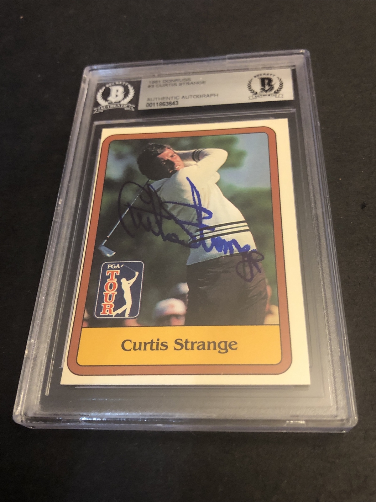 Beckett Autographed 1981 Donruss #3 Curtis Strange Signed Card