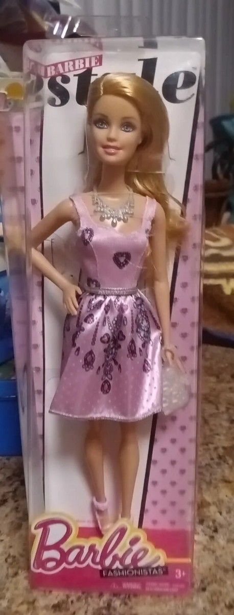 Barbie Fashionista Doll Light Pink Dress Barbie Fashionista Doll Light Pink Dress