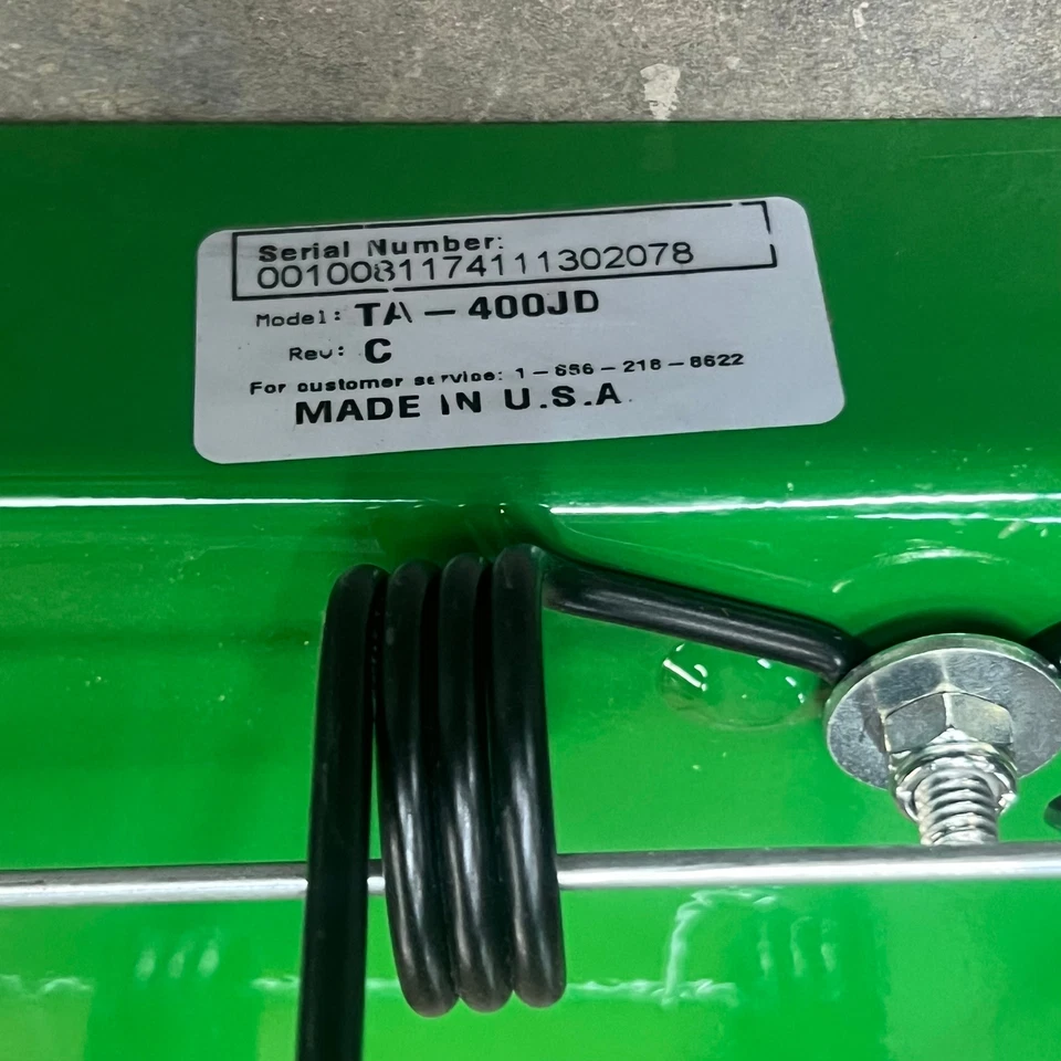 Thatcherator y esparcidor John Deere 40" pulgadas con manual TA-400JD Foto 4 de 4