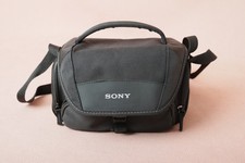 Sony LCS-U21 Soft Carrying Case Cyber-Shot and Alpha NEX Camera Black LCSU21
