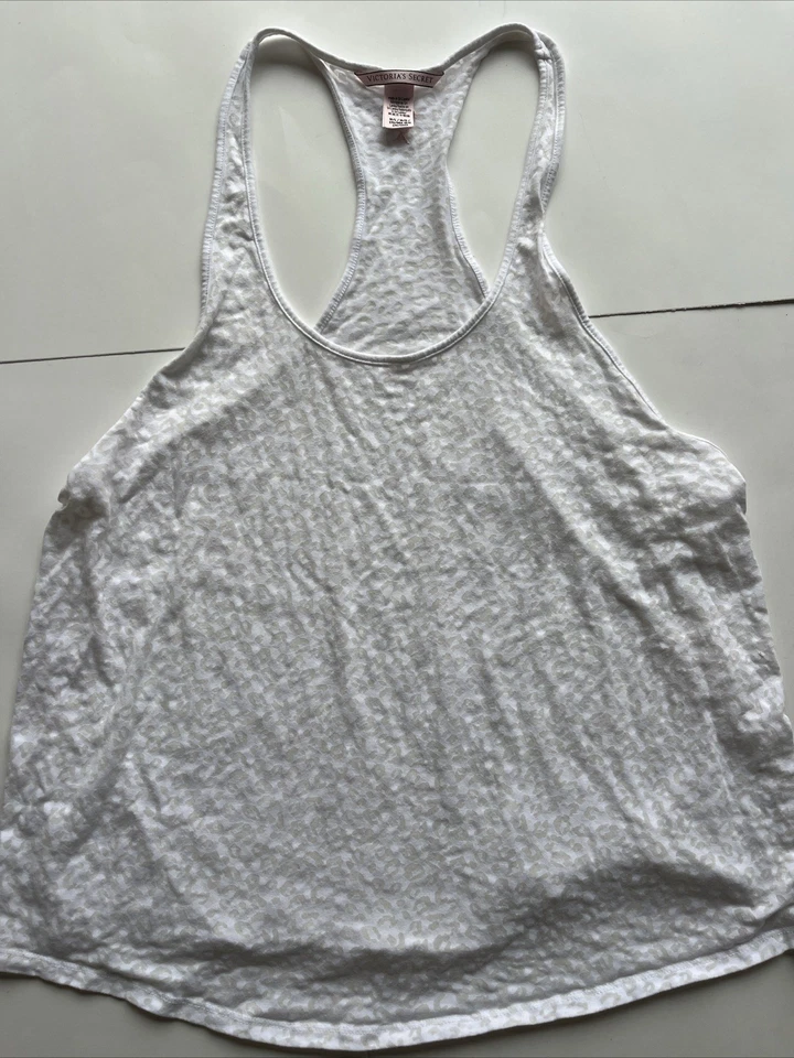 TANQUE SIN MANGAS VICTORIA’S SECRET GUEPARDO BLANCO TALLA: M/L Foto 2 de 4