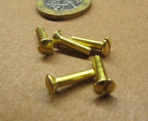Brass Oval Head Machine Screw Slotted M3 x 0.5 x 12 mm Length, 100 pcs - Picture 3 of 12