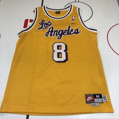 kobe bryant throwback