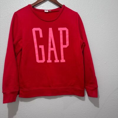 Women's Gap Red Sweatshirt with pink Excellent condition! Size M 