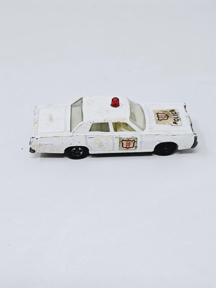 Matchbox Lesney Superfast No. 55 or 73 MERCURY POLICE CAR - RED LIGHT DOME - Image 3 of 4