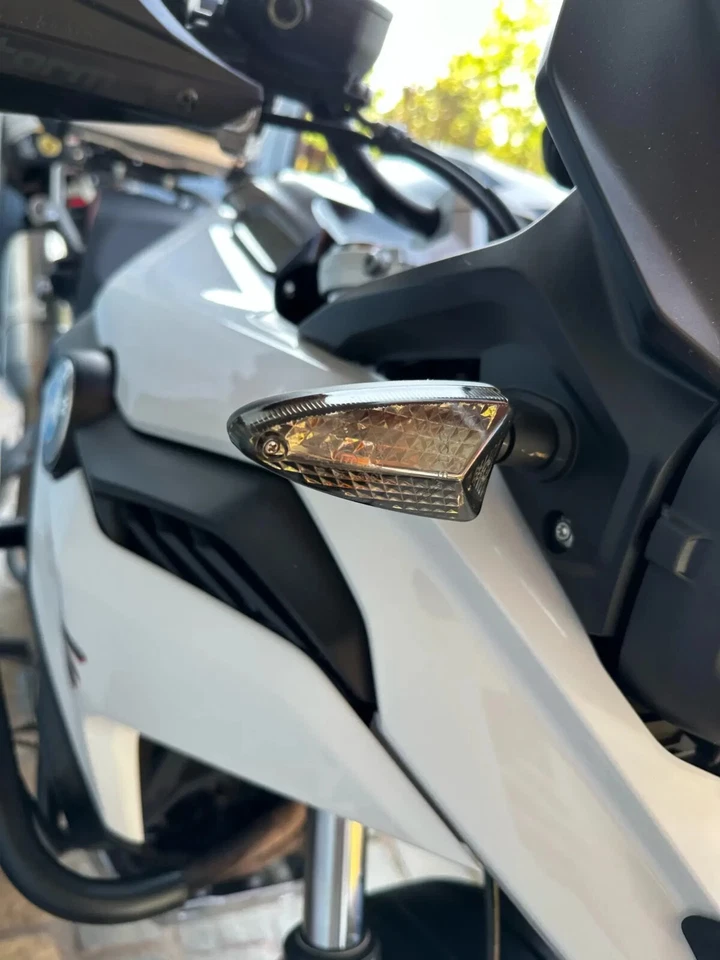 Cubierta de lente de lámpara indicadora de luz de señal de giro para BMW S1000R S1000RR S1000XR HP4 Foto 3 de 4