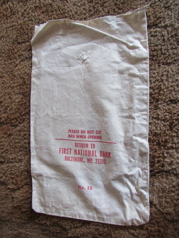 CANVAS BANK BAG !! 1ST NATIONAL BANK BALTIMORE MD.    "SIZE  22"x13"  #12