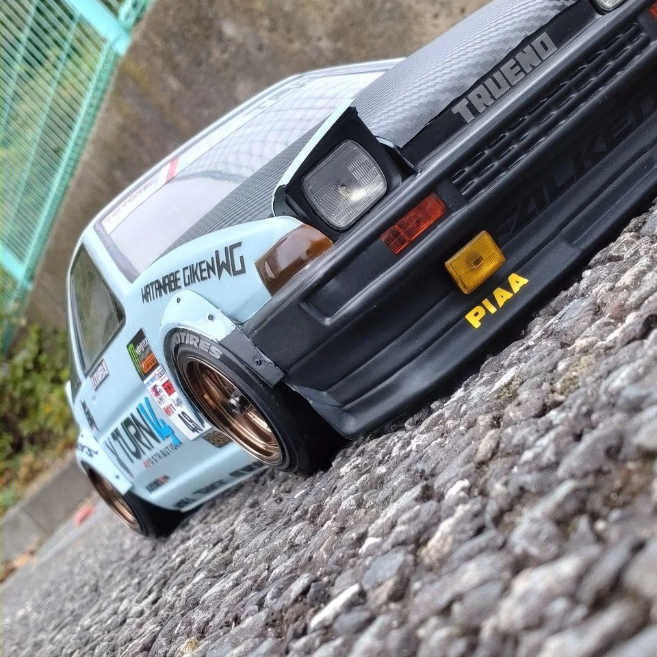 Pandora RC AE86 Trueno 3DR PAB-3178 Painted LED Retro Drift Body 1/10 - Image 2 of 4