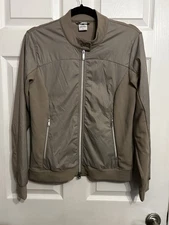 Daily Sports Jacket Small Born In Sweden Softshell light weight zipper snaps