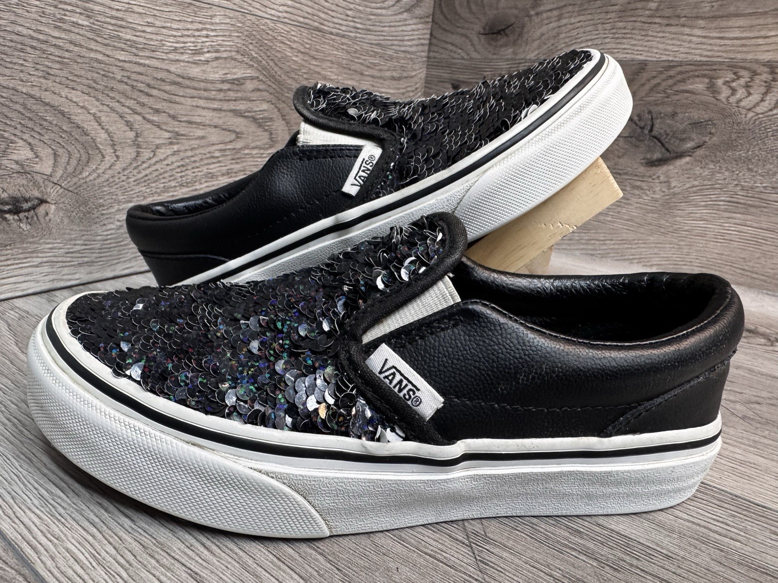 Shoes Sneakers Black Leather Sequins Size 1