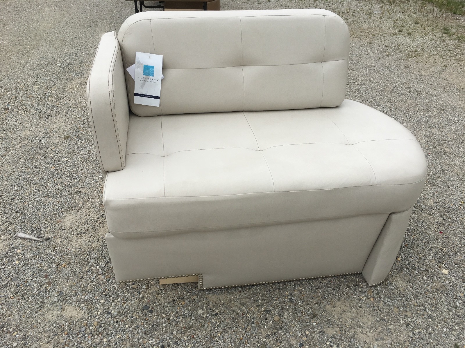 Flexsteel Ultraleather Section (1 piece / side) RV Boat