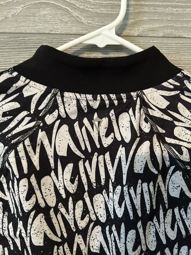 Ivivva by Lululemon Girls Full Zip Black and White Reversible Jacket Size 12 GUC - Picture 4 of 6